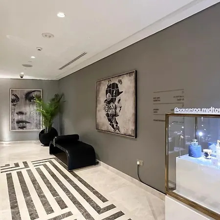 Boulevard 2 Bedroom Family Apartment With Burj Khalifa View And Infinity Pool In 64Th Floor Dubai Downtown Exterior photo