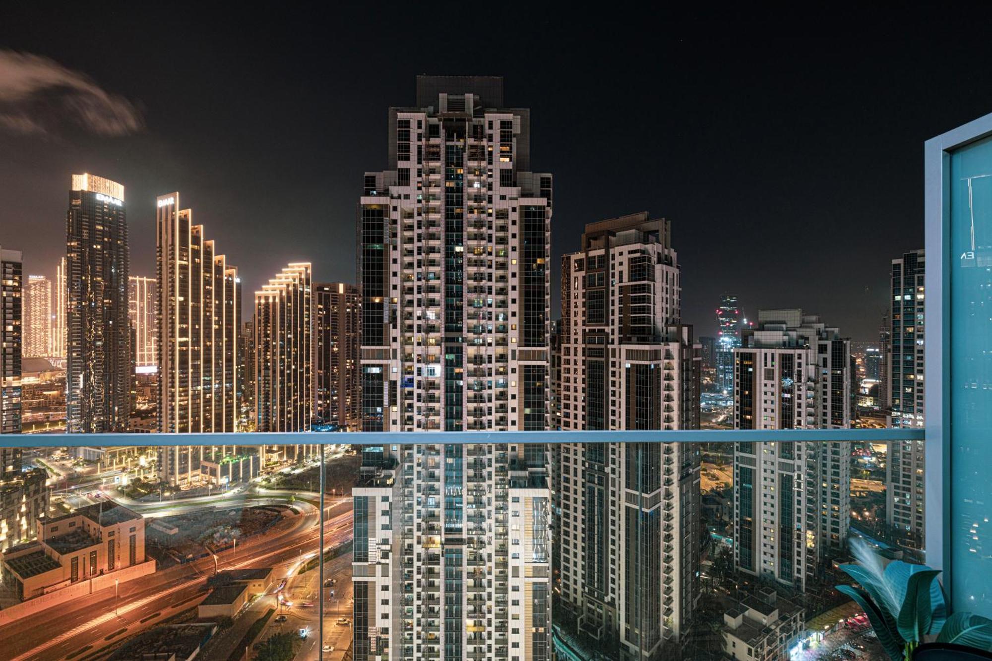 Boulevard 2 Bedroom Family With Burj Khalifa View And Infinity Pool In 64th Floor Downtown * Dubai