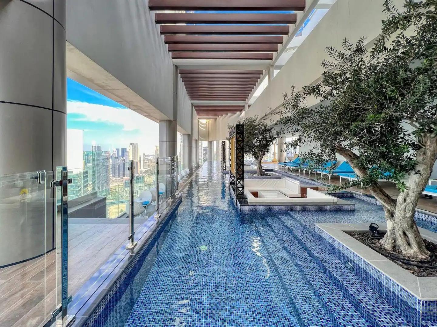 Apartment Boulevard 2 Bedroom Family With Burj Khalifa View And Infinity Pool In 64th Floor Downtown Dubai