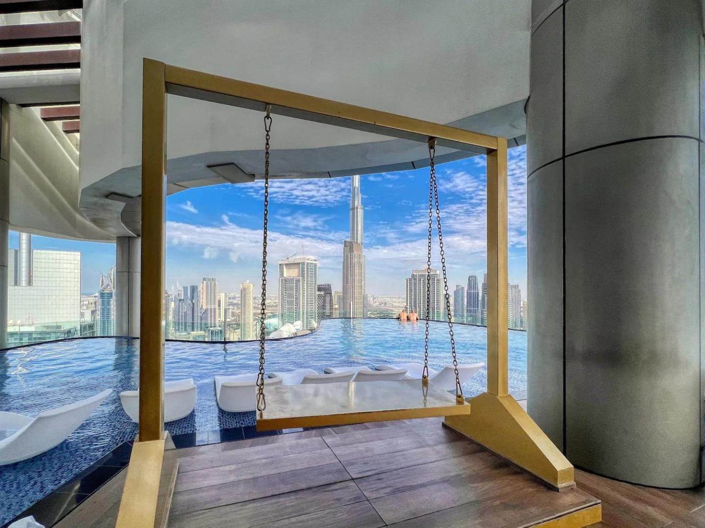 Boulevard 2 Bedroom Family With Burj Khalifa View And Infinity Pool In 64th Floor Downtown Dubai