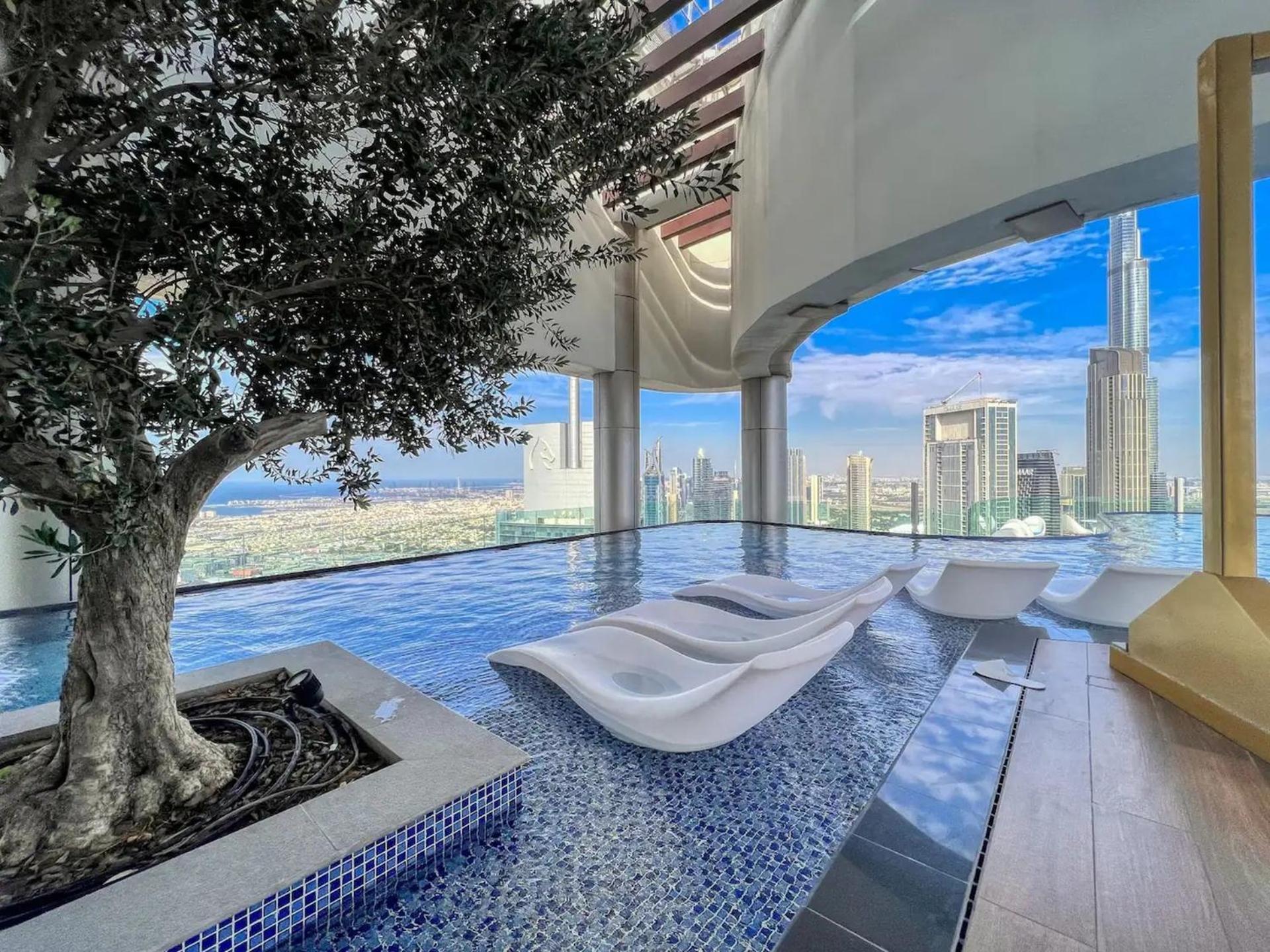 Apartment Boulevard 2 Bedroom Family With Burj Khalifa View And Infinity Pool In 64th Floor Downtown Dubai