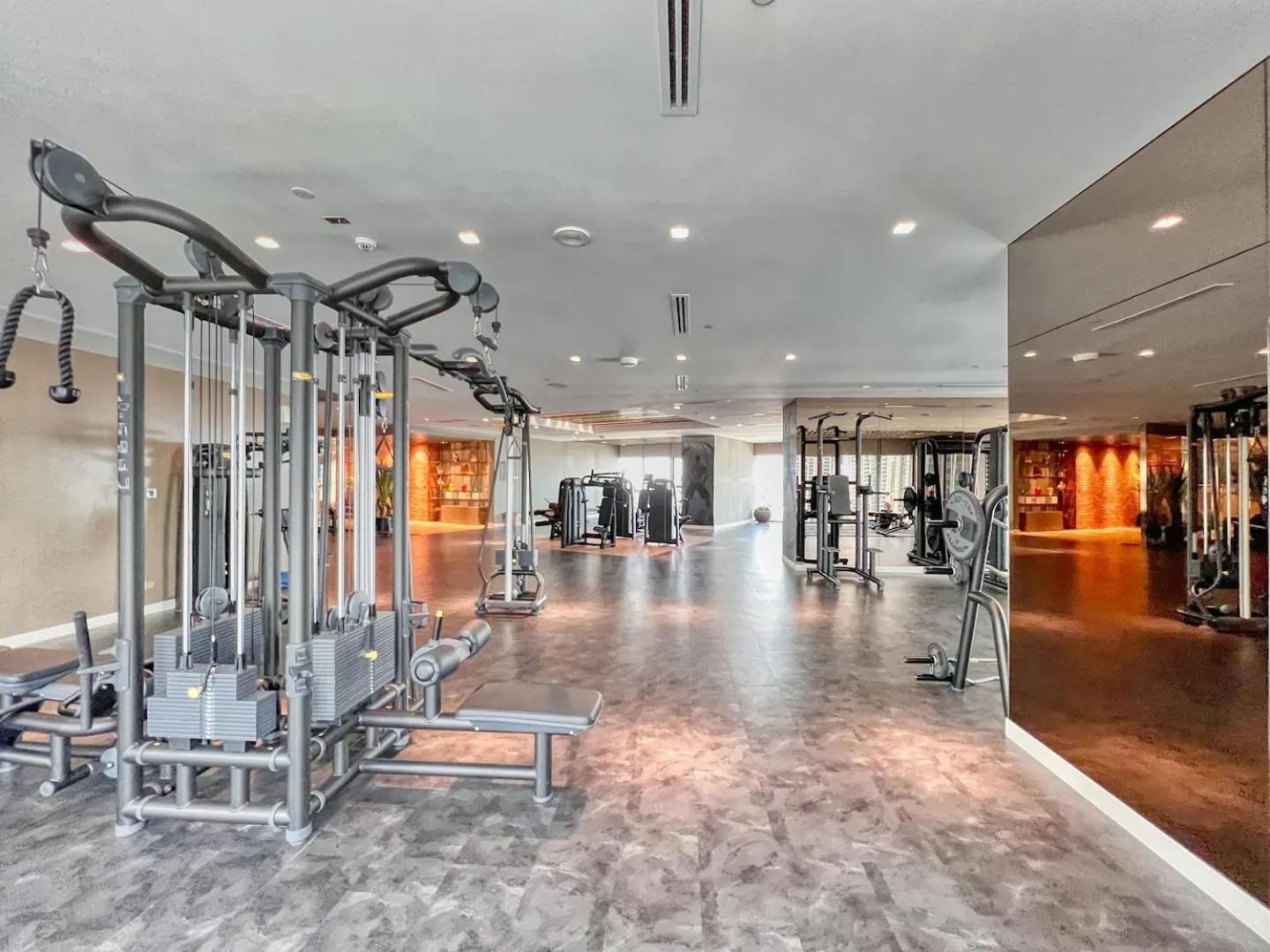 Boulevard 2 Bedroom Family With Burj Khalifa View And Infinity Pool In 64th Floor Downtown Dubai