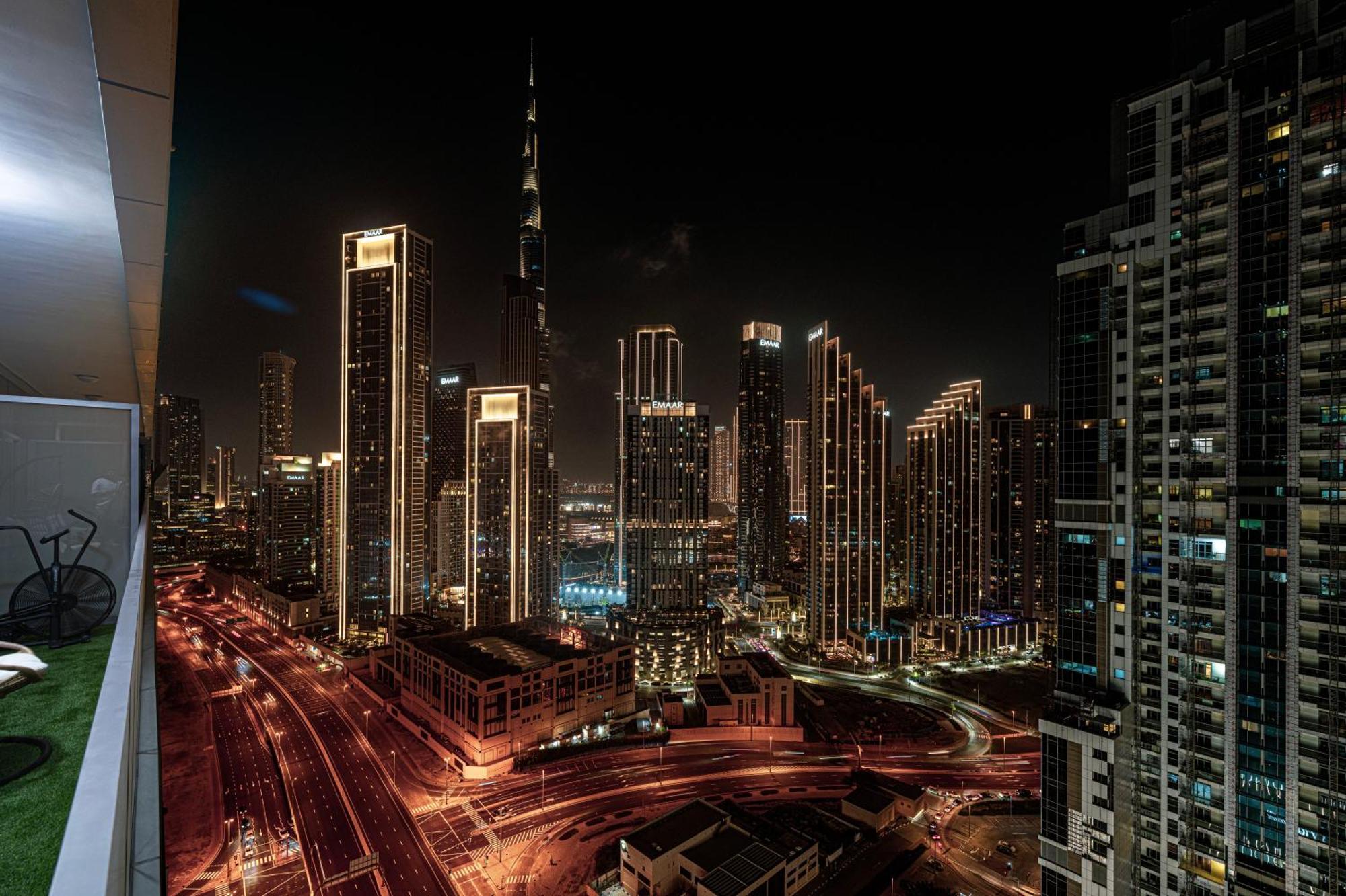 Apartment Boulevard 2 Bedroom Family With Burj Khalifa View And Infinity Pool In 64th Floor Downtown *