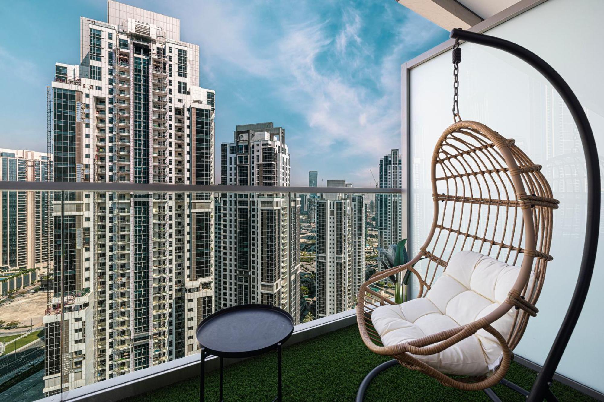 Apartment Boulevard 2 Bedroom Family With Burj Khalifa View And Infinity Pool In 64th Floor Downtown