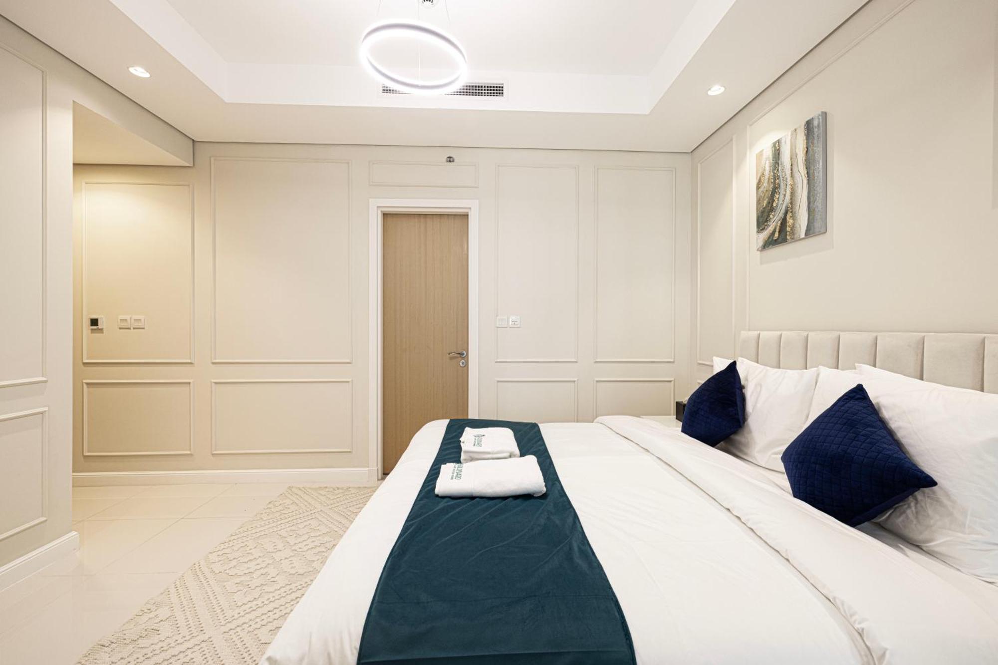 Apartment Boulevard 2 Bedroom Family With Burj Khalifa View And Infinity Pool In 64th Floor Downtown *