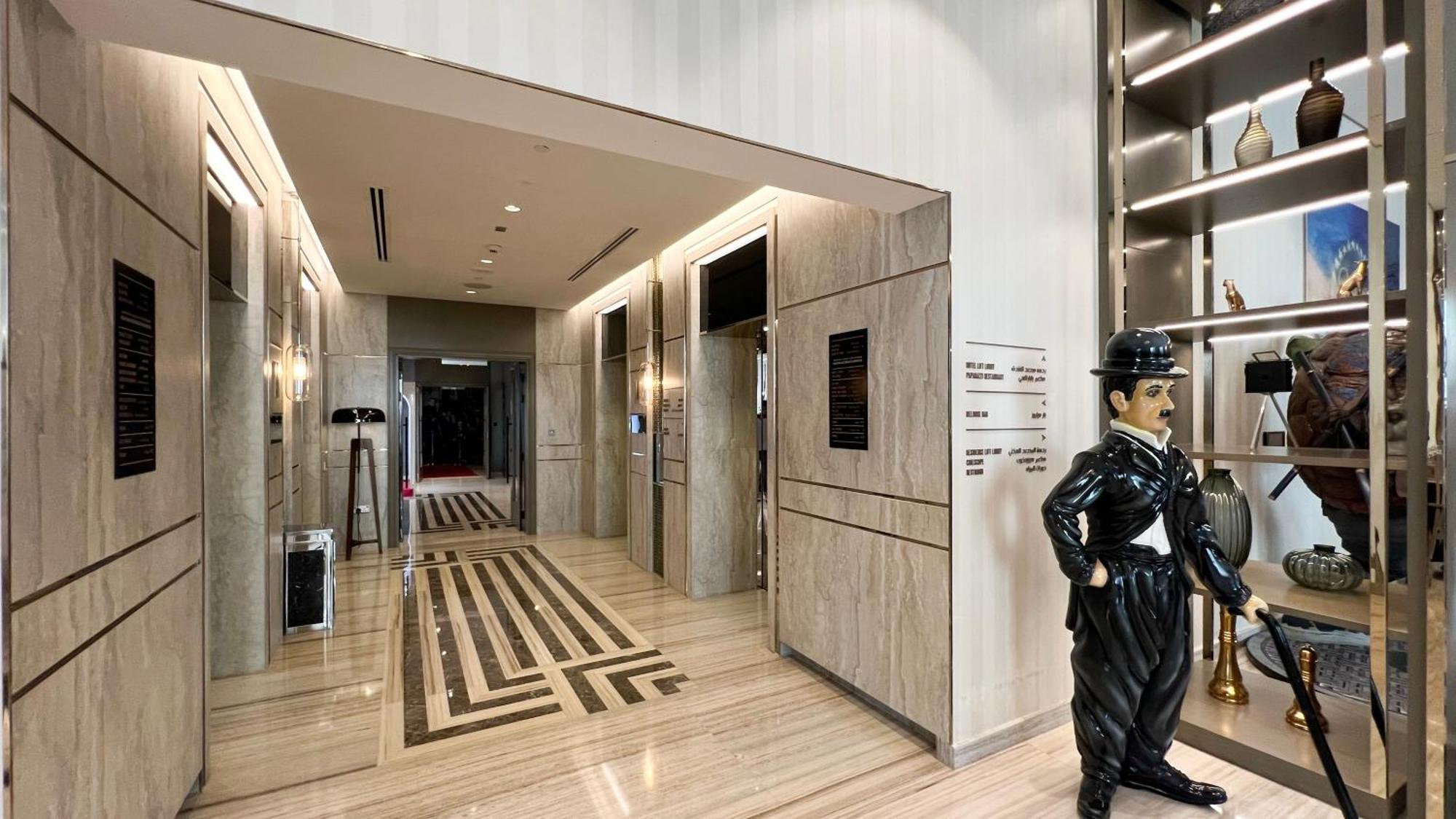 Boulevard 2 Bedroom Family With Burj Khalifa View And Infinity Pool In 64th Floor Downtown Apartment *