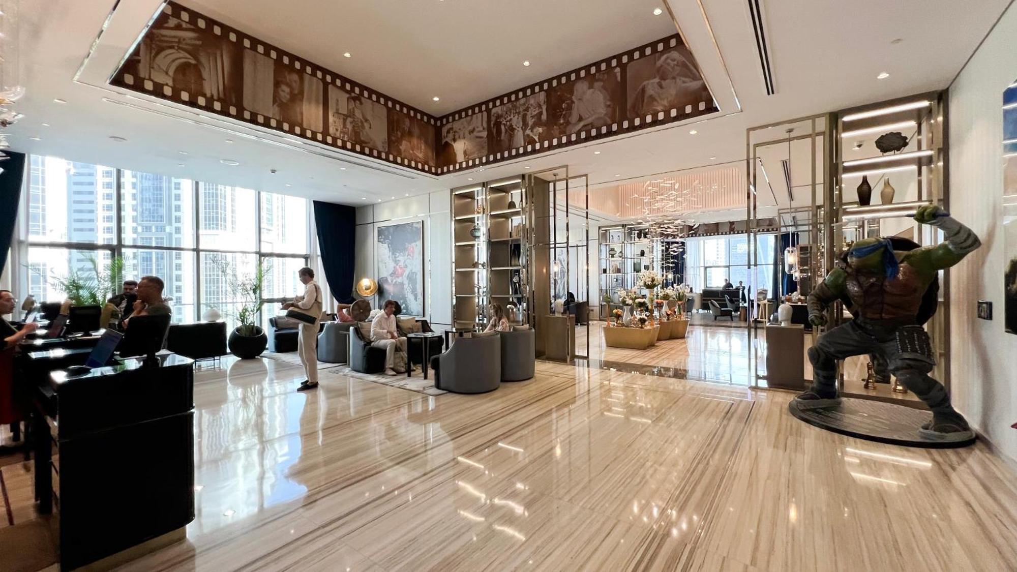 Boulevard 2 Bedroom Family With Burj Khalifa View And Infinity Pool In 64th Floor Downtown
